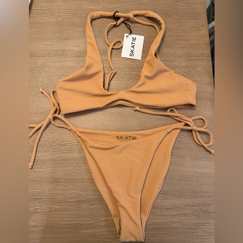 Skatie Ribbed Tie-Side Bikini Set - Top Medium Bottom Small - New